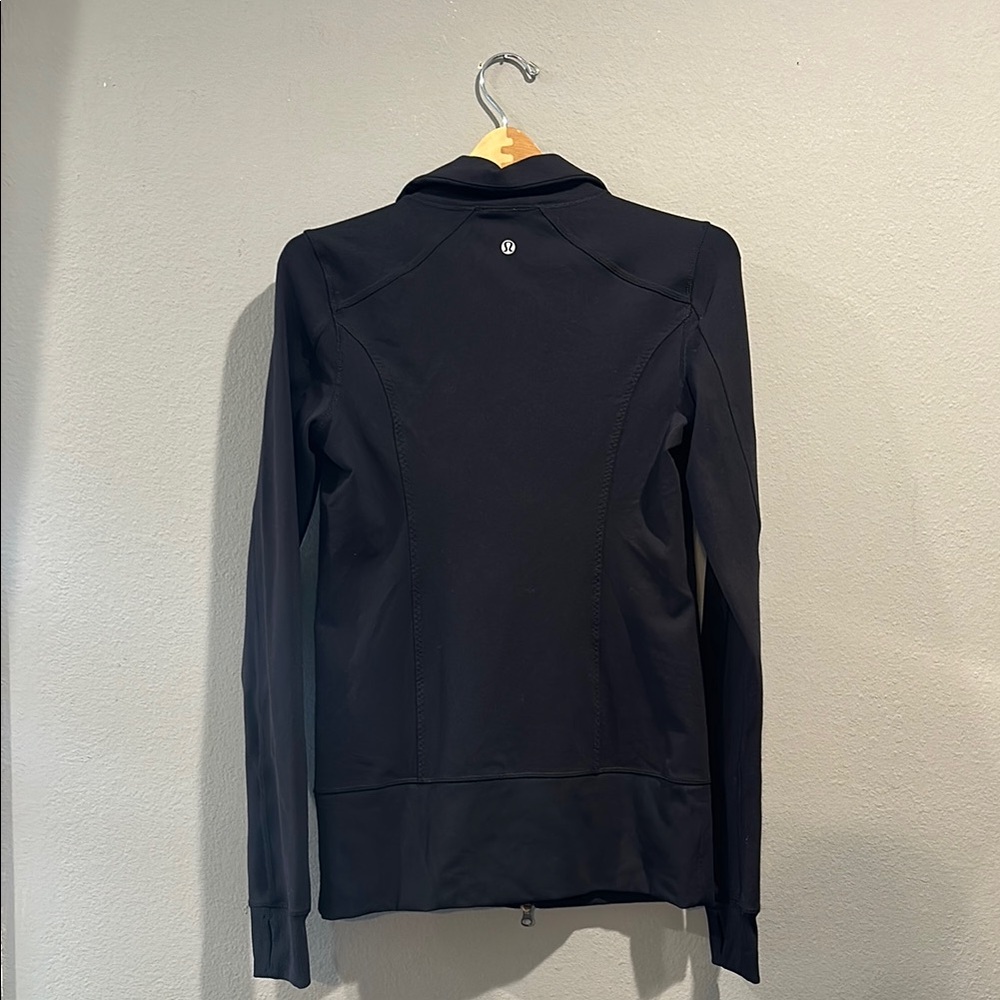 Lululemon Jacket - Picture 4 of 4
